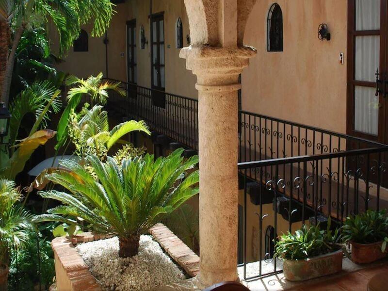 ホテル El Beaterio Casa Museo サントドミンゴ エクステリア 写真