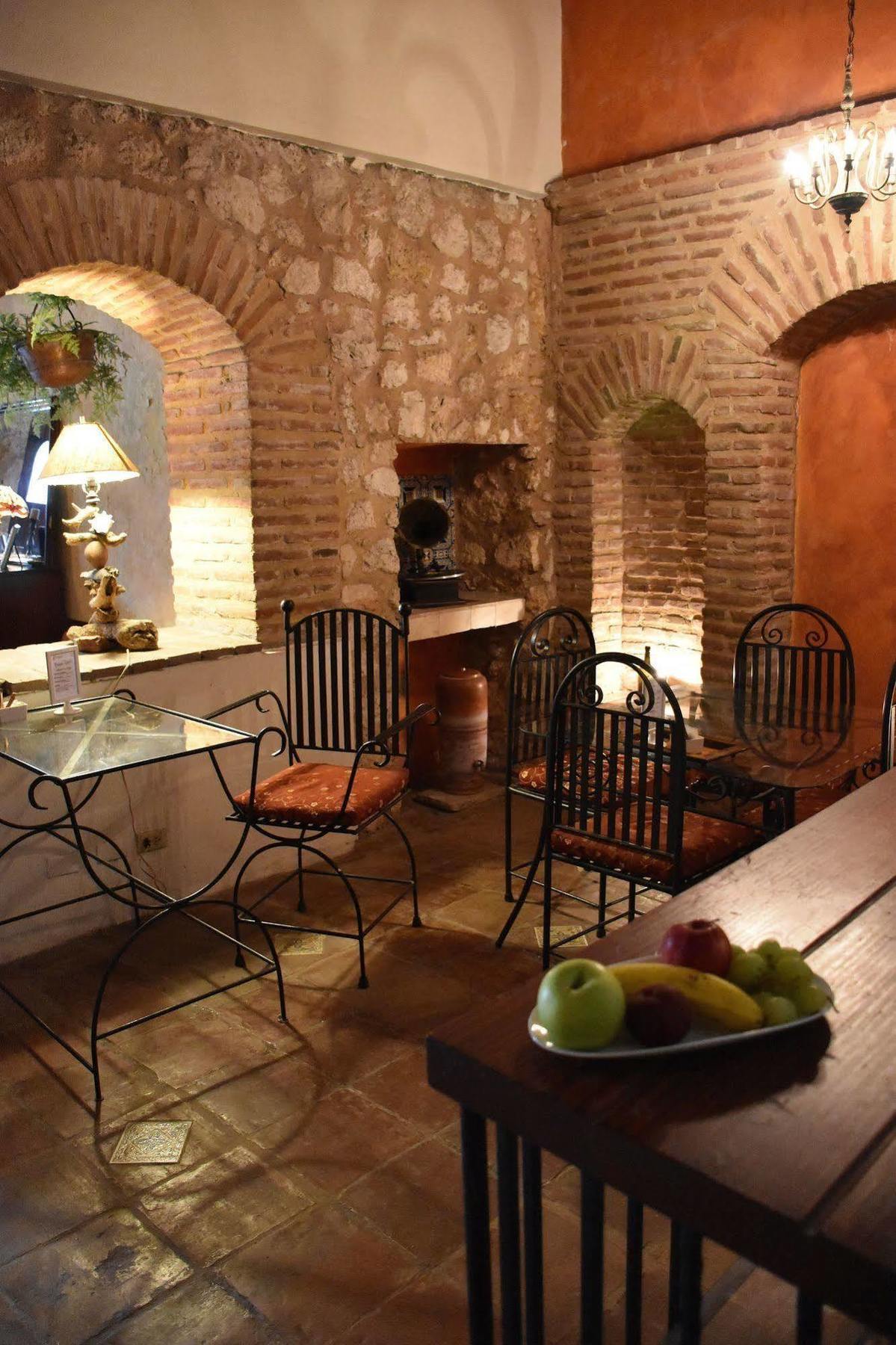 ホテル El Beaterio Casa Museo サントドミンゴ エクステリア 写真